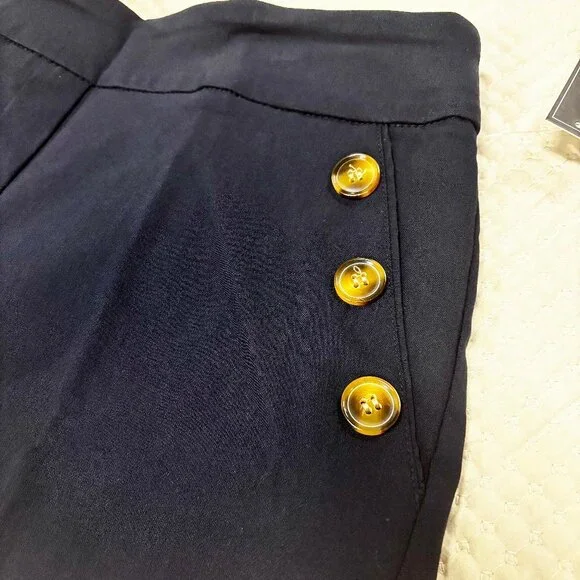 Nautical Navy Blue Pull Up Shorts, Sz M, NWT - Picture 2 of 7